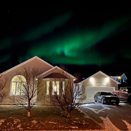 4-Bedroom Villa With Private Gym And Hot-Tub Reykjavík Exterior foto
