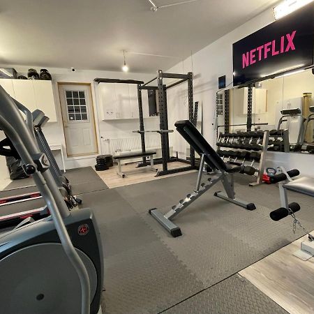 4-Bedroom Villa With Private Gym And Hot-Tub Reykjavík Exterior foto