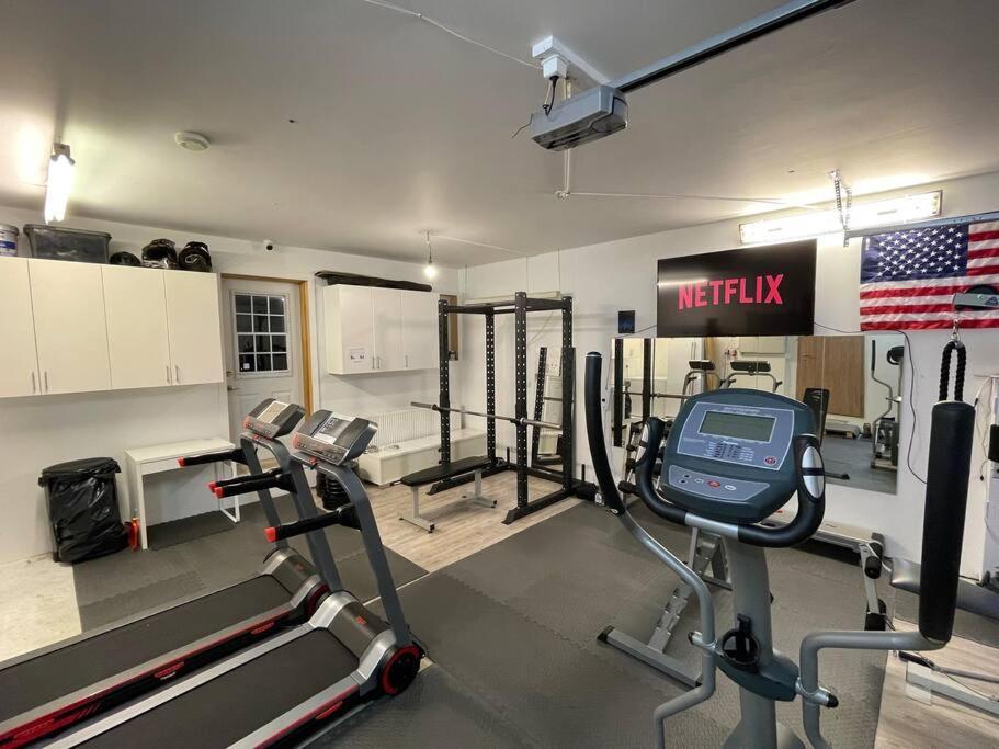 4-Bedroom Villa With Private Gym And Hot-Tub Reykjavík Exterior foto
